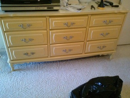 9 drawer yellow dresser