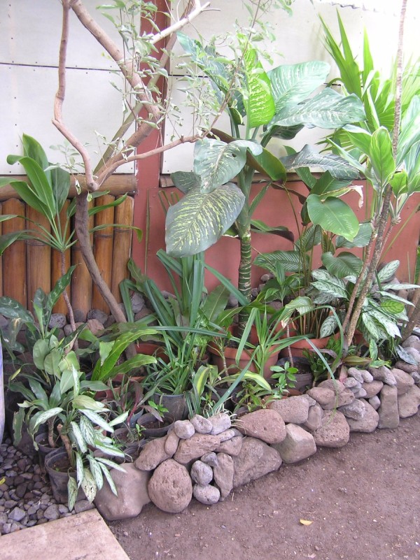 finished rock wall around flower bed