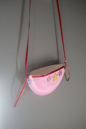 Child's Paper Plate Shoulder Bag