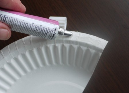 Child's Paper Plate Shoulder Bag