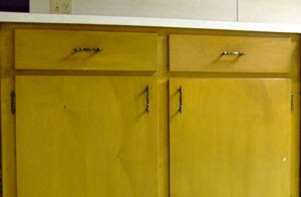 Updating Your Kitchen Cabinets | ThriftyFun