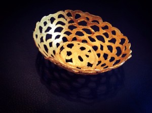 gold glue basket bowl