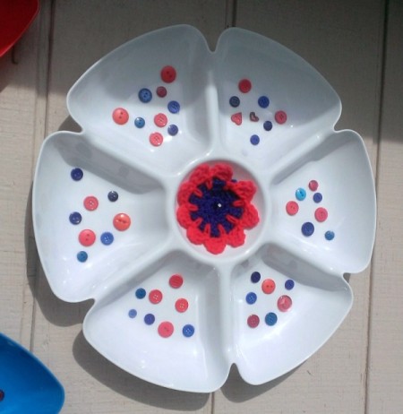 Floral Patriotic Wall Hangings from Serving Trays
