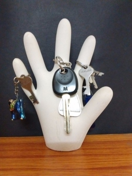 Simple Plaster of Paris Hand Keyholder