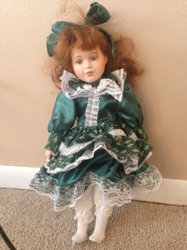 Identifying A Porcelain Doll 