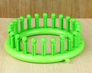 Green Knifty Knitter Circle Loom