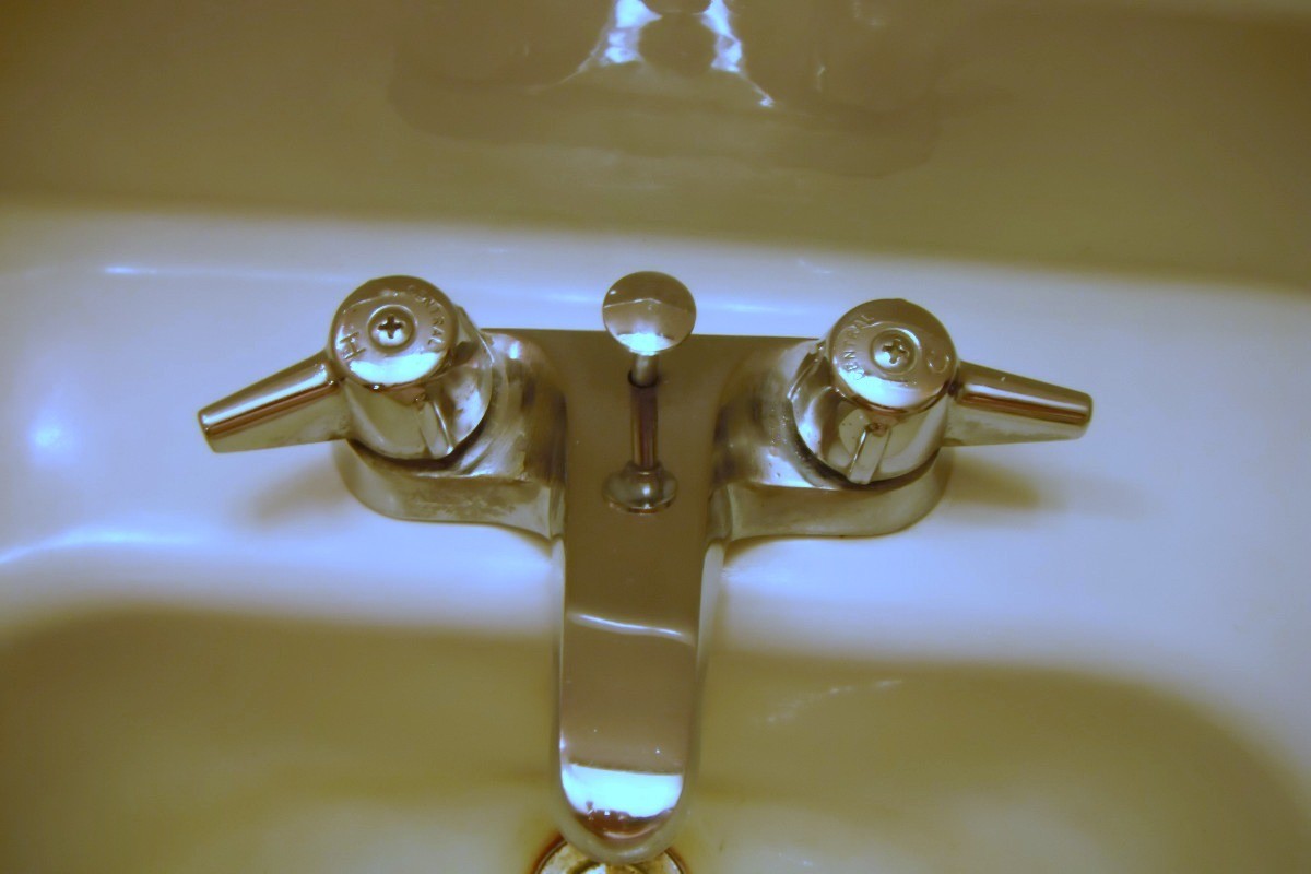 Removing Hard Water Deposits From Faucets Thriftyfun