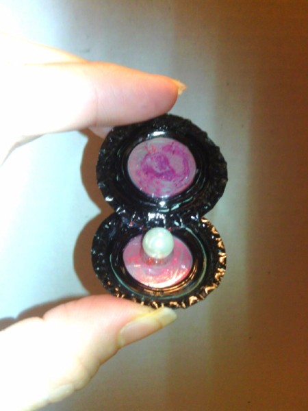 Metal Bottle Cap Oysters with Pearls