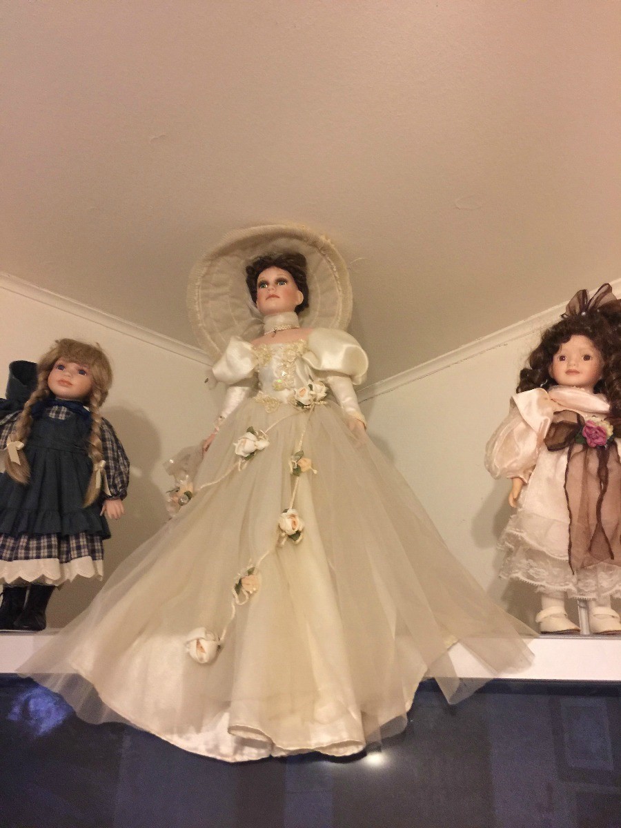 Identifying a Porcelain Doll? | ThriftyFun