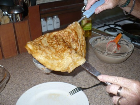 Remove crepe from pan.