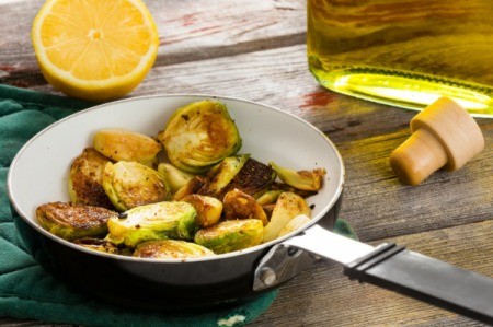 Caramelized Brussels Sprouts with Lemon