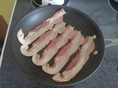 Splatter-free Cooked Bacon