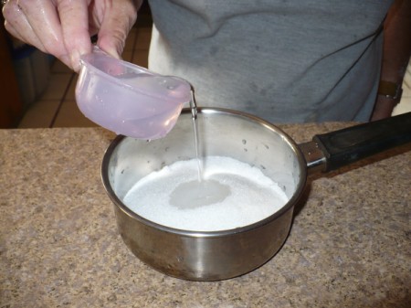 Fluffy White Frosting