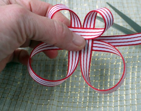 Ribbon Brooch