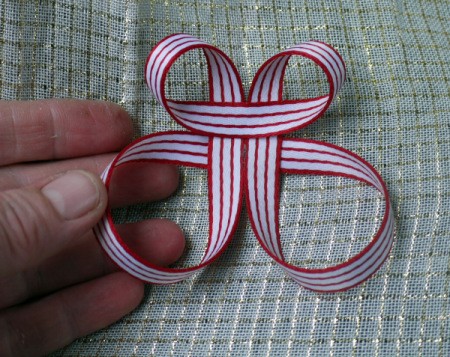 Ribbon Brooch