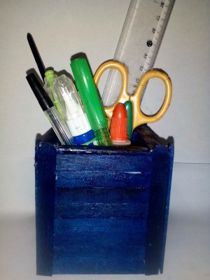 Popsicle Stick Office Tools Organizer