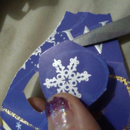 Recycled Christmas Wrapping Paper Wreath for Kids