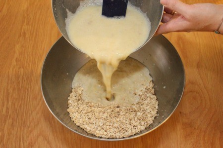 Banana Oatmeal Breakfast Cups