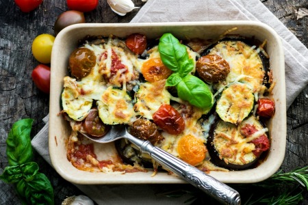 Casserole containing slices of eggplant