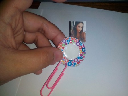 Glue the sides of the frame together.