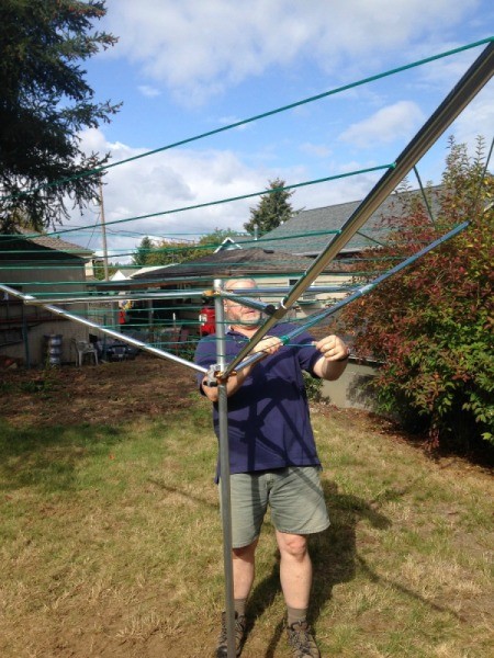 Installing a Breezecatcher Rotary Clothesline