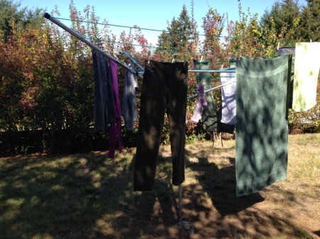 Installing a Breezecatcher Rotary Clothesline