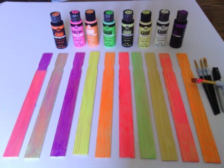 Paint Mixing Stick Glow in the Dark Decoration
