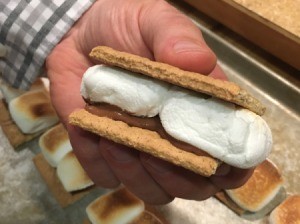 Close up of finished Smore.