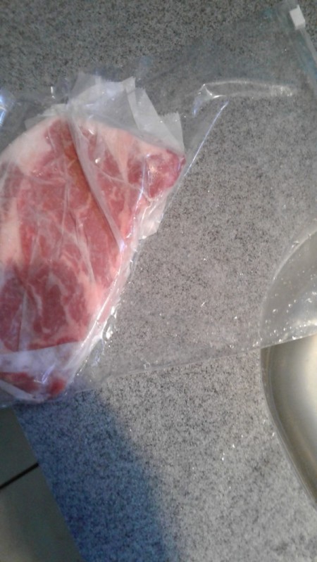 Use Water to Vacuum Seal Foods