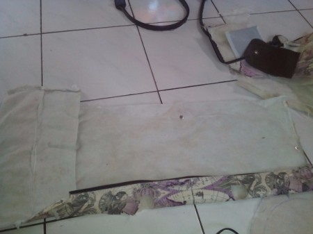 Converting a Tote Bag into a Trash Can