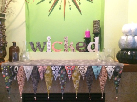 Halloween Mantel Pennants