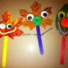 3 leaf puppets