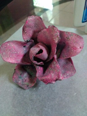 glittery mauve painted plastic spoon flower