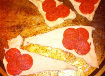 Crescent Pizza Rolls - putting the rolls together