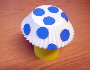 yellow paper tube and blue polka dot mushroom kid craft