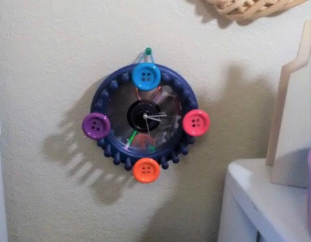 Niffty Knitter Clock