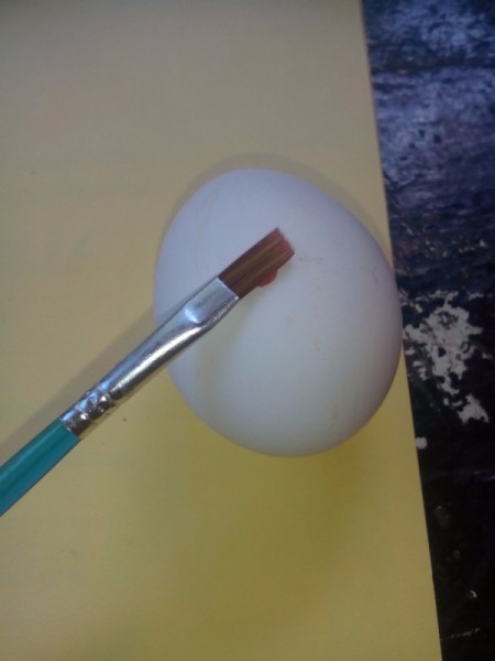 Egg Head Christmas Caroler