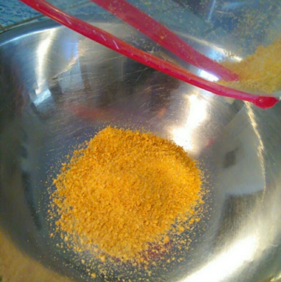 Mess free graham cracker crumbs thriftyfun