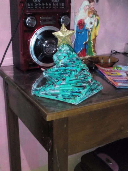 Table Top Newspaper Christmas Tree