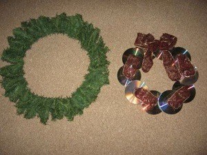 Making a CD
Christmas Wreath