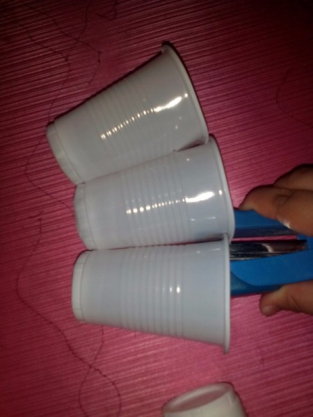 Making a Disposable Cup Christmas Chandelier