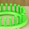 A green round loom.