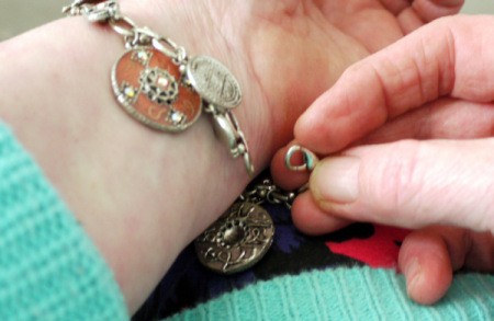 Fastening a Bracelet - trying to fasten a bracelet the typical way