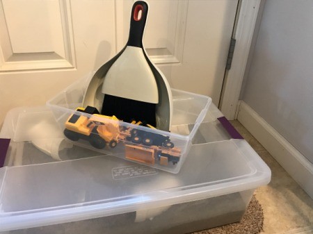 Indoor Sandbox - basket for storing toys and dustpan for cleanup