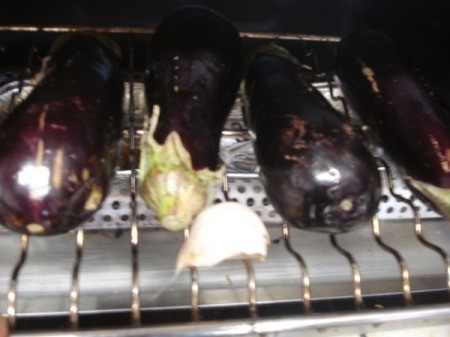 broiling eggplant and garlic