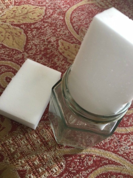 DIY Nail Polish Remover Jar - fill jar with the sponge pieces