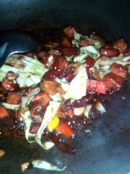 Pork & cabbage and tomato in pan of sweet sauce