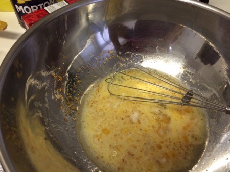 Mixing wet ingredients