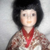 Finding the Value of Porcelain Dolls