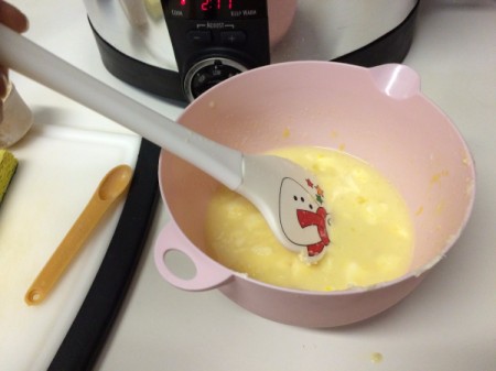 mixing wet ingredients